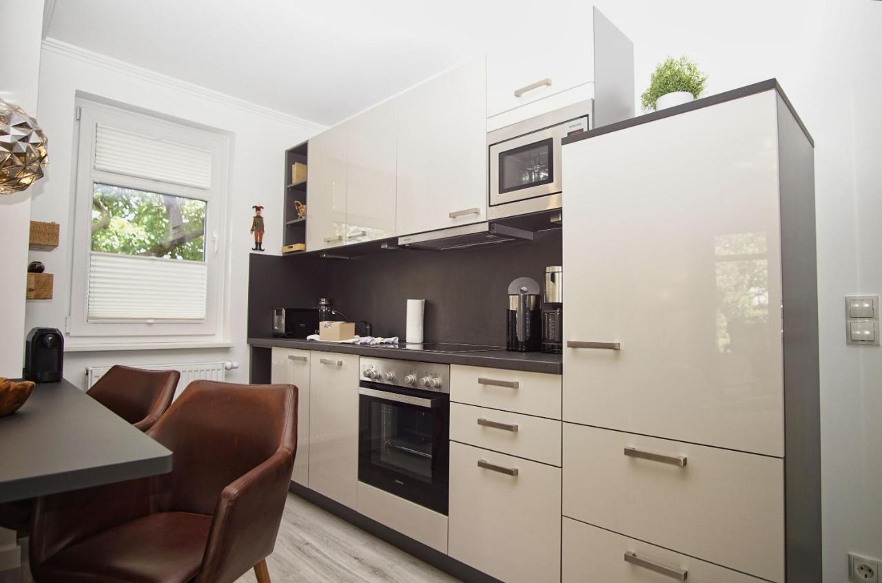 Terrasse, Gratis Nutzung Vom Ahoi Erlebnisbad Und Sauna In Sellin - Meeresblick Fewo 77 Gohren Bagian luar foto